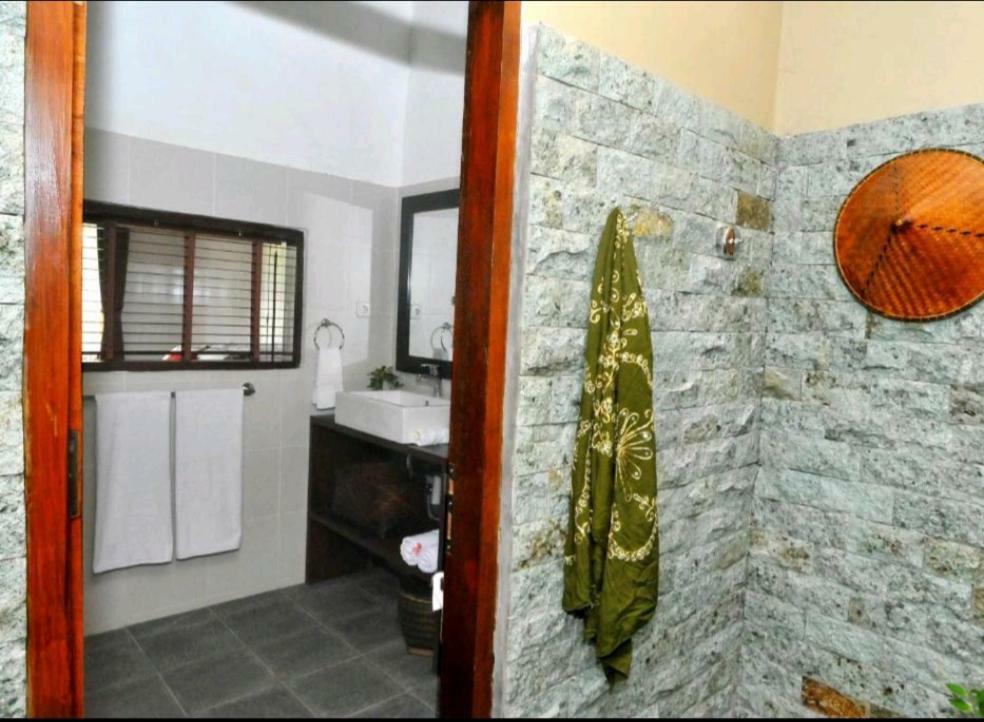 Dhm Surf Villa Kuta  Exterior foto